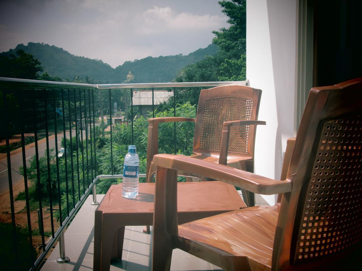 Hotel Kiyara Dambulla Kültér fotó